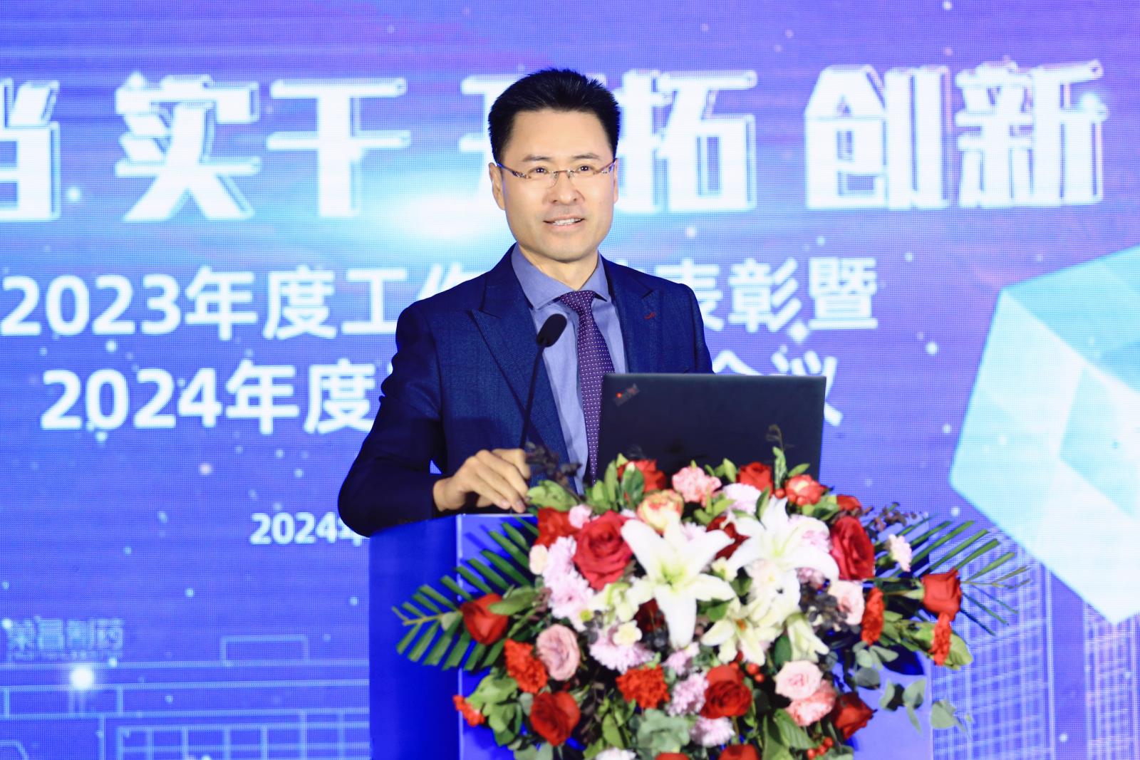 強(qiáng)總照片 (5).jpg